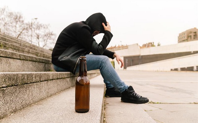 Alcohol consumption age to move from 18 to 21